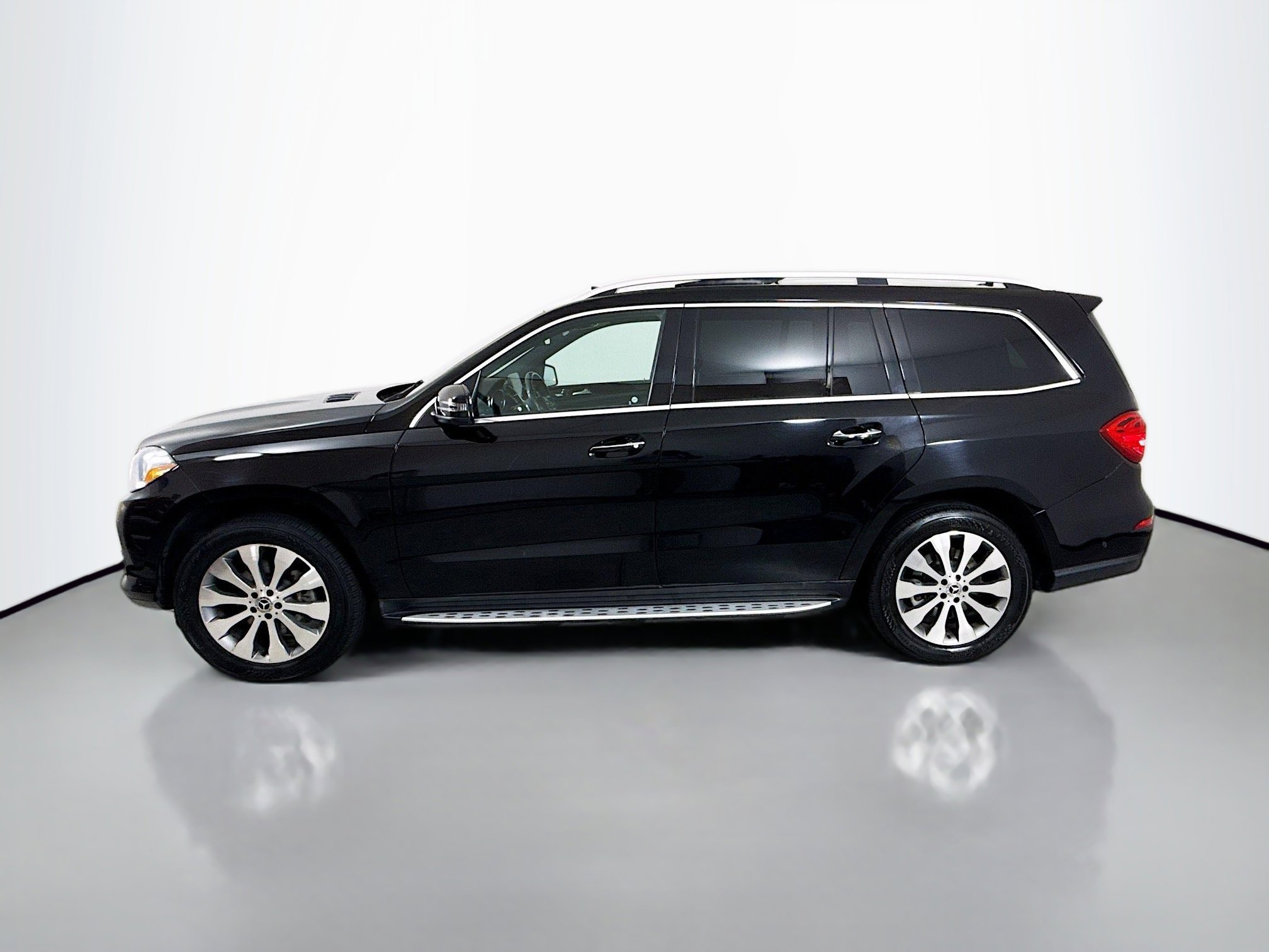 Used 2019 Mercedes-Benz GLS 450 4MATIC image 4