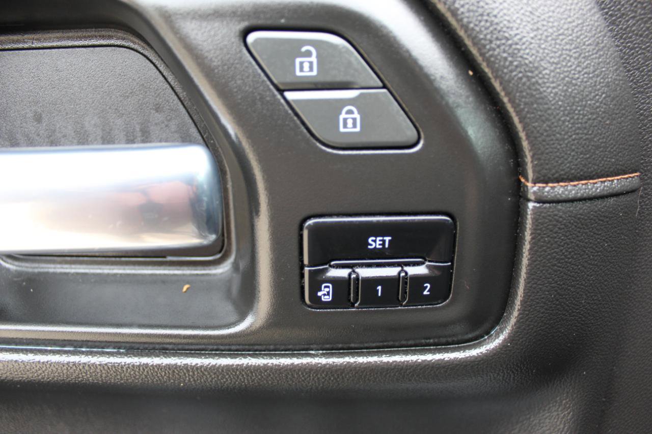 Used 2020 GMC Sierra 1500 AT4 w/ AT4 Premium Package AWD/4WD image 23