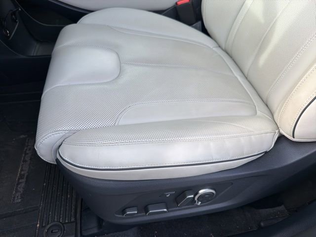 Used 2024 Hyundai Palisade Calligraphy image 23