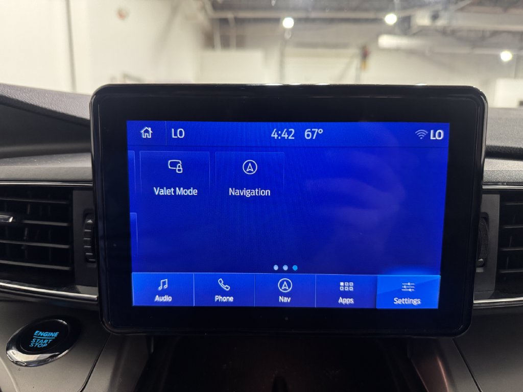 Used 2022 Ford Explorer XLT AWD/4WD image 39