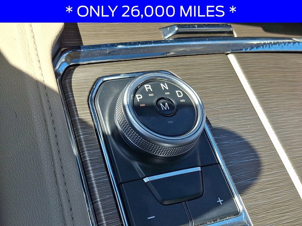 Used 2023 Ford Expedition Limited AWD/4WD image 17