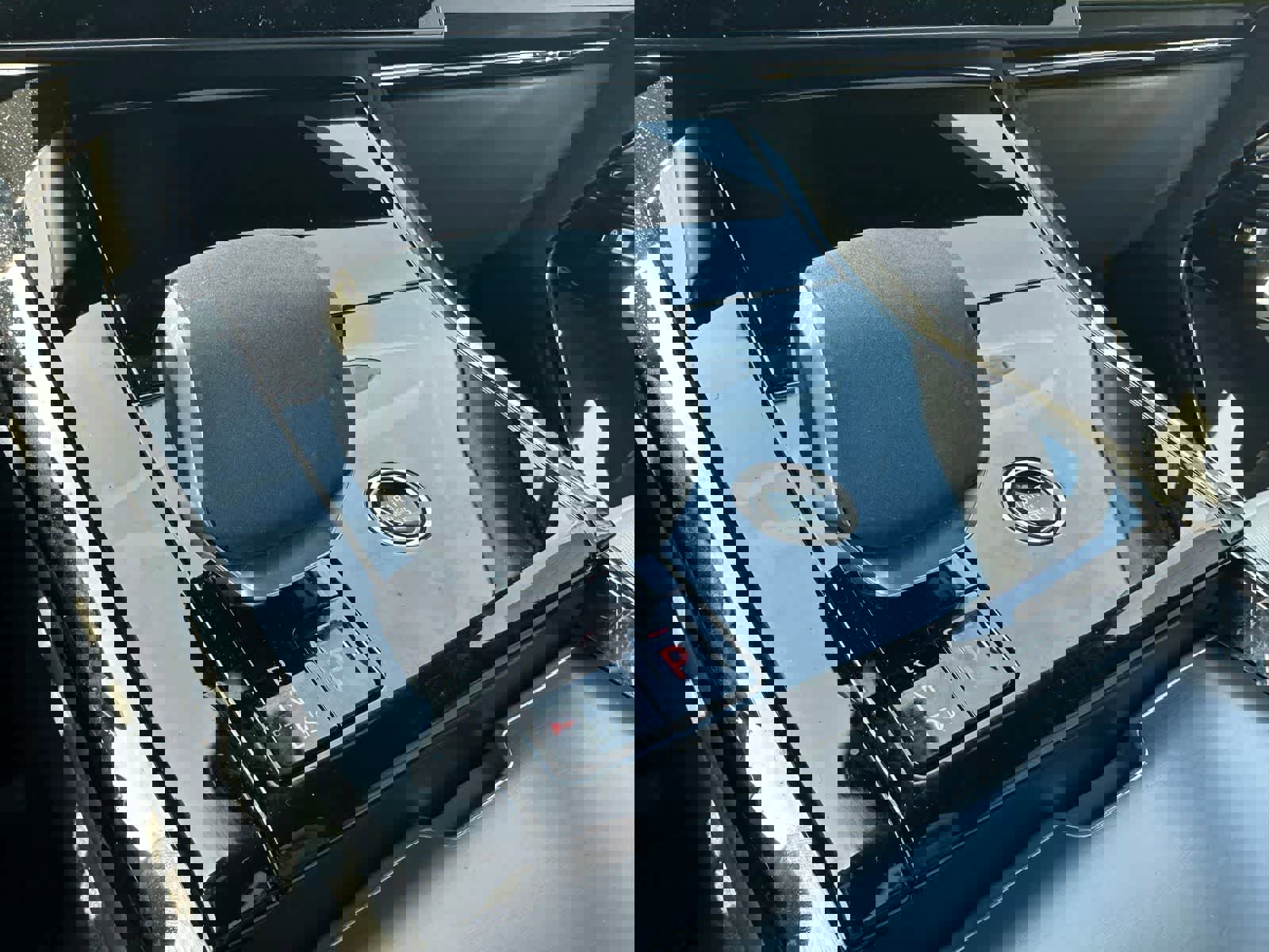 Used 2024 Land Rover Range Rover Sport SE image 17