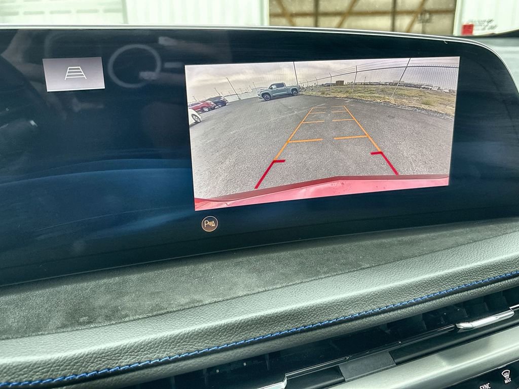 Used 2024 Cadillac XT4 Sport image 23