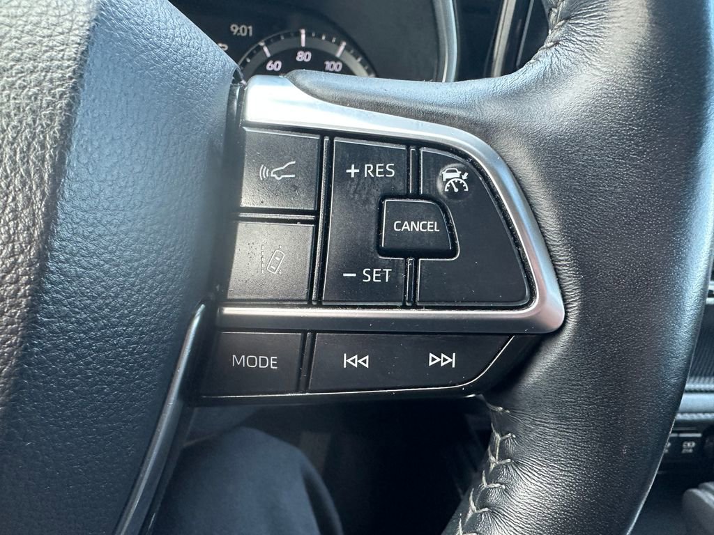 Used 2020 Toyota Highlander Platinum AWD/4WD image 22