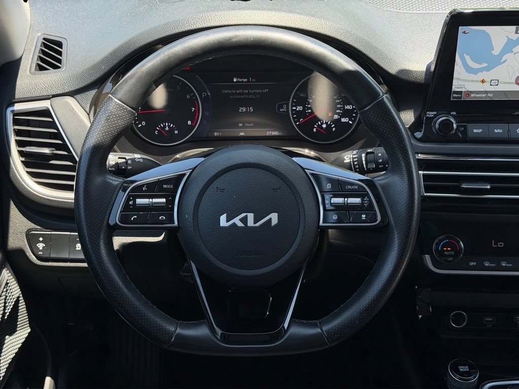 Used 2022 Kia Seltos SX w/ Sunroof Package AWD/4WD image 19