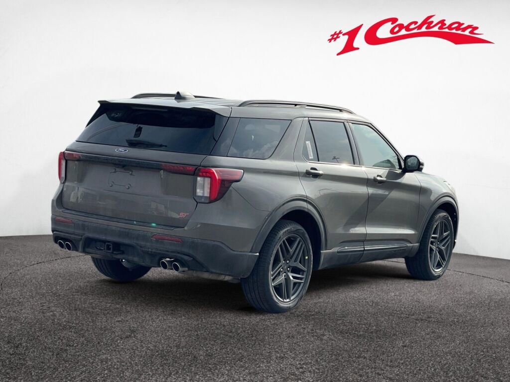 New 2026 Ford Explorer ST w/ Sun And Sound Package image 5
