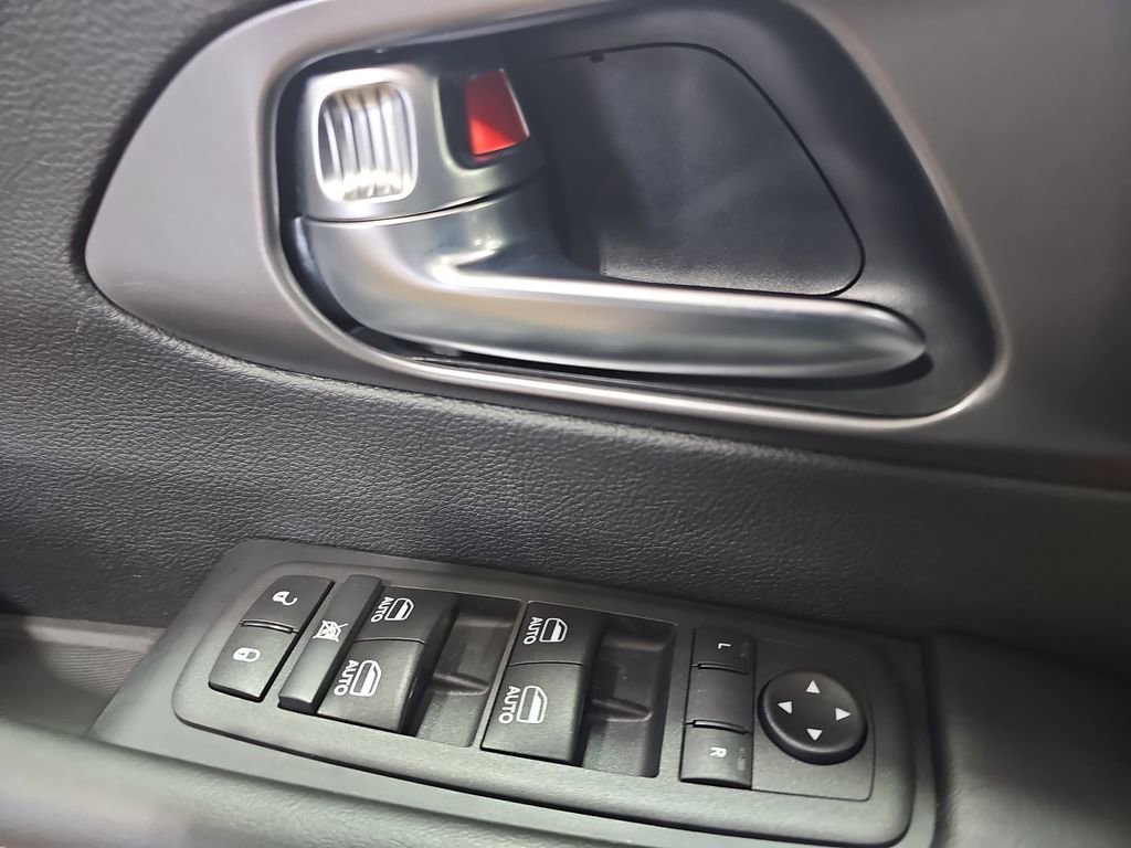 New 2026 Chrysler Pacifica Select image 30