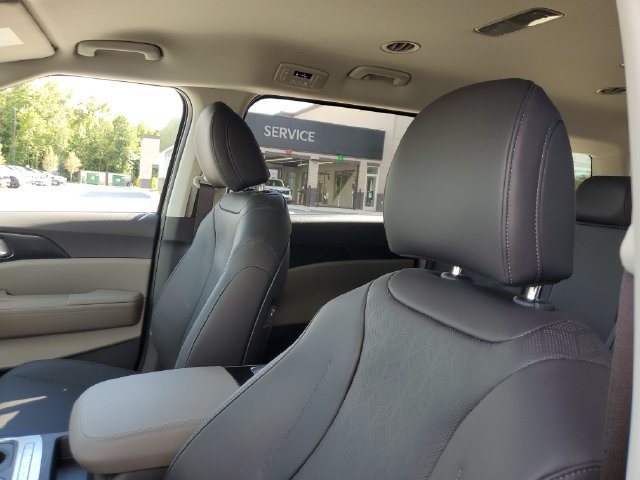 New 2027 Kia Carnival LXS FWD image 23