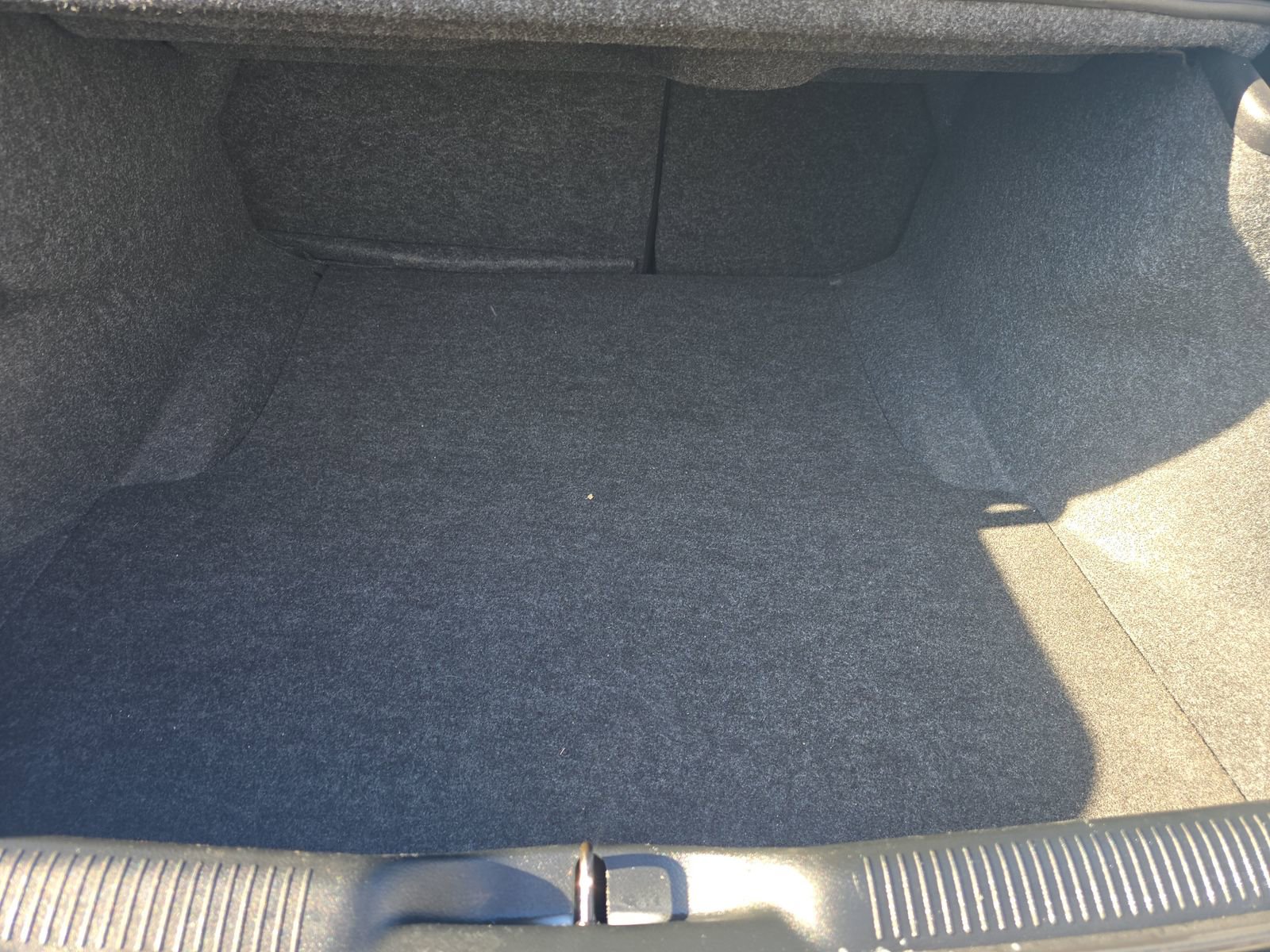 Used 2023 Dodge Charger R/T w/ Blacktop Package image 16