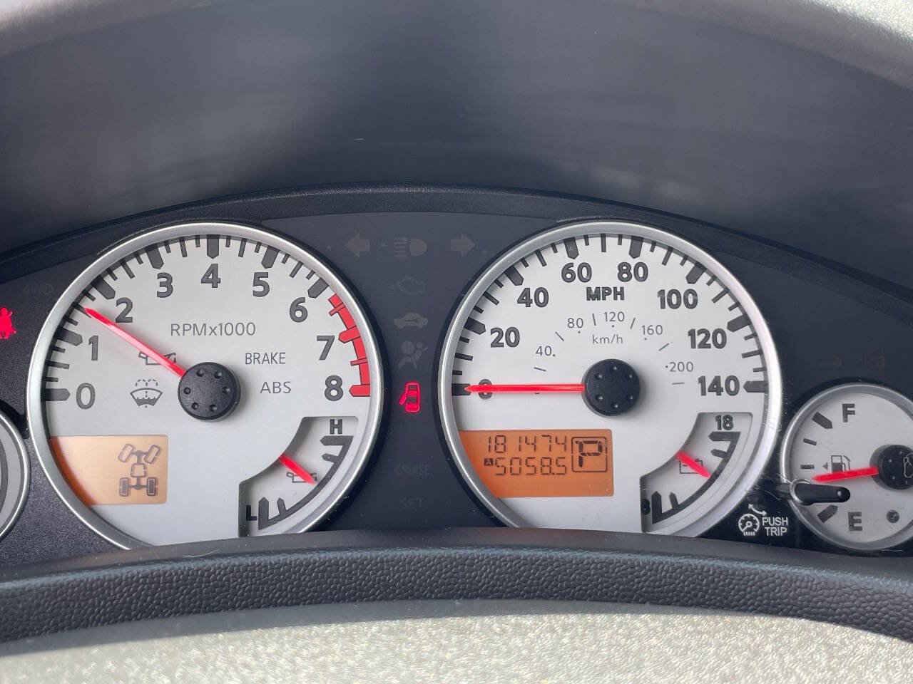 Used 2012 Nissan Frontier PRO-4X image 11