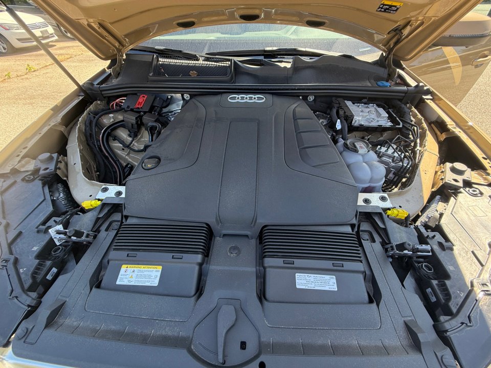 Used 2025 Audi Q7 2.0T Premium Plus w/ Premium Plus Package image 16