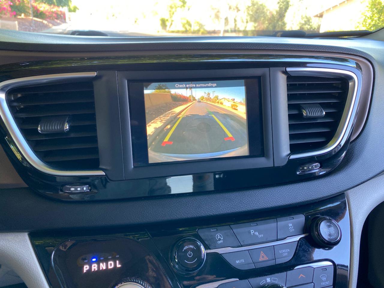 Used 2019 Chrysler Pacifica LX w/ Tire & Wheel Group FWD image 57