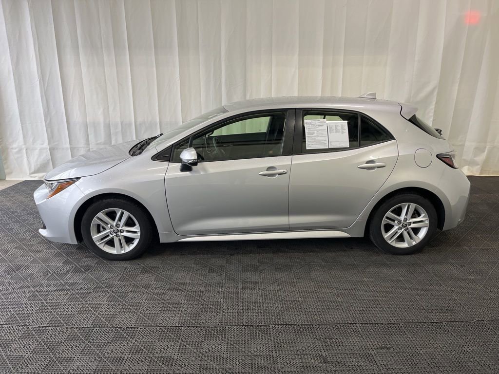 Used 2021 Toyota Corolla SE w/ SE Preferred Package image 28