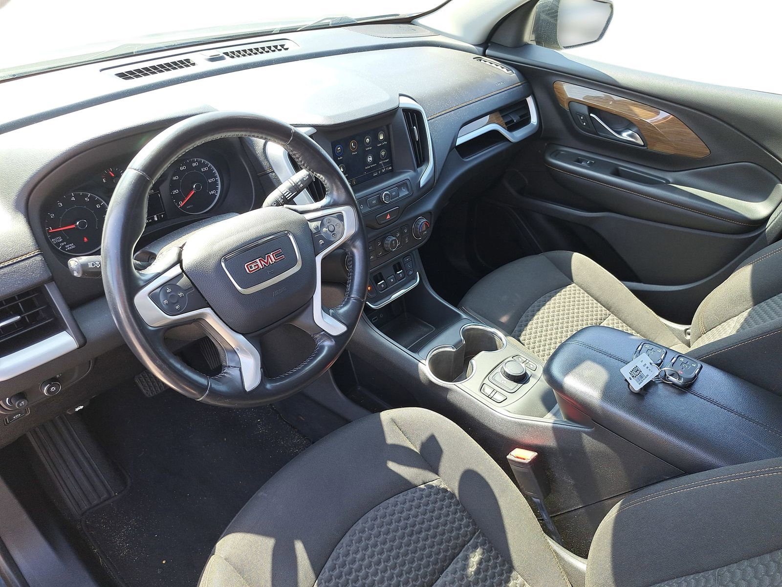 Used 2018 GMC Terrain SLE w/ Driver Convenience Package image 5