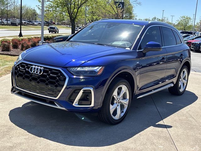 Used 2024 Audi Q5 2.0T Prestige w/ Prestige Package image 12