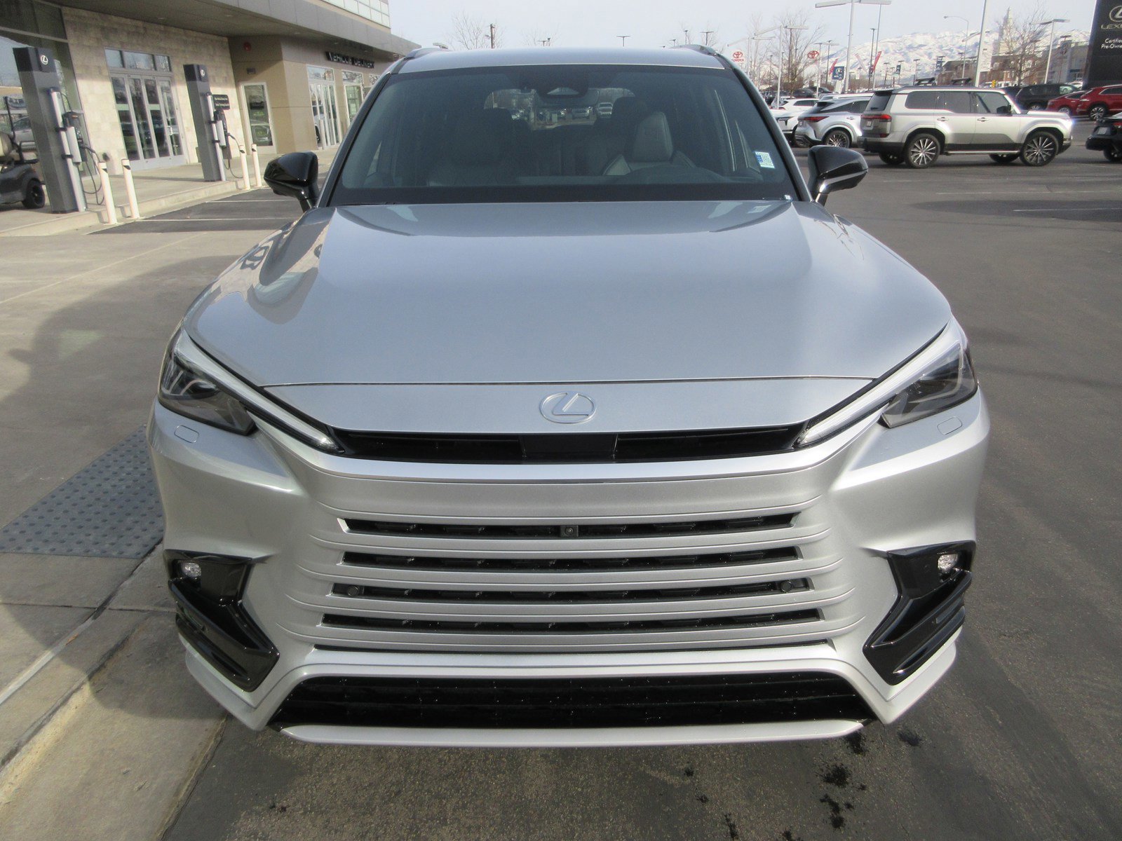 New 2025 Lexus TX 500h AWD image 11