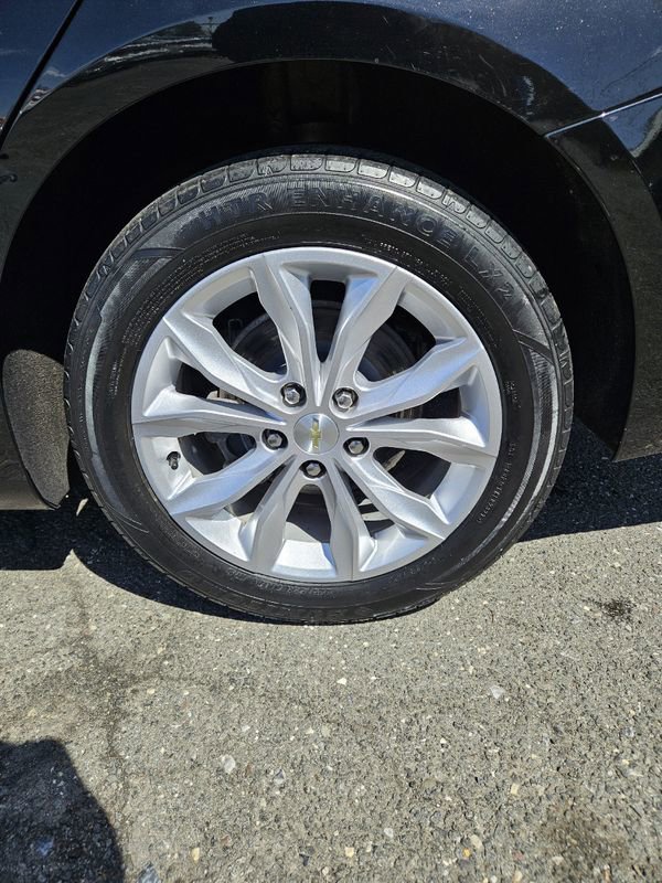 Used 2020 Chevrolet Malibu LT image 24