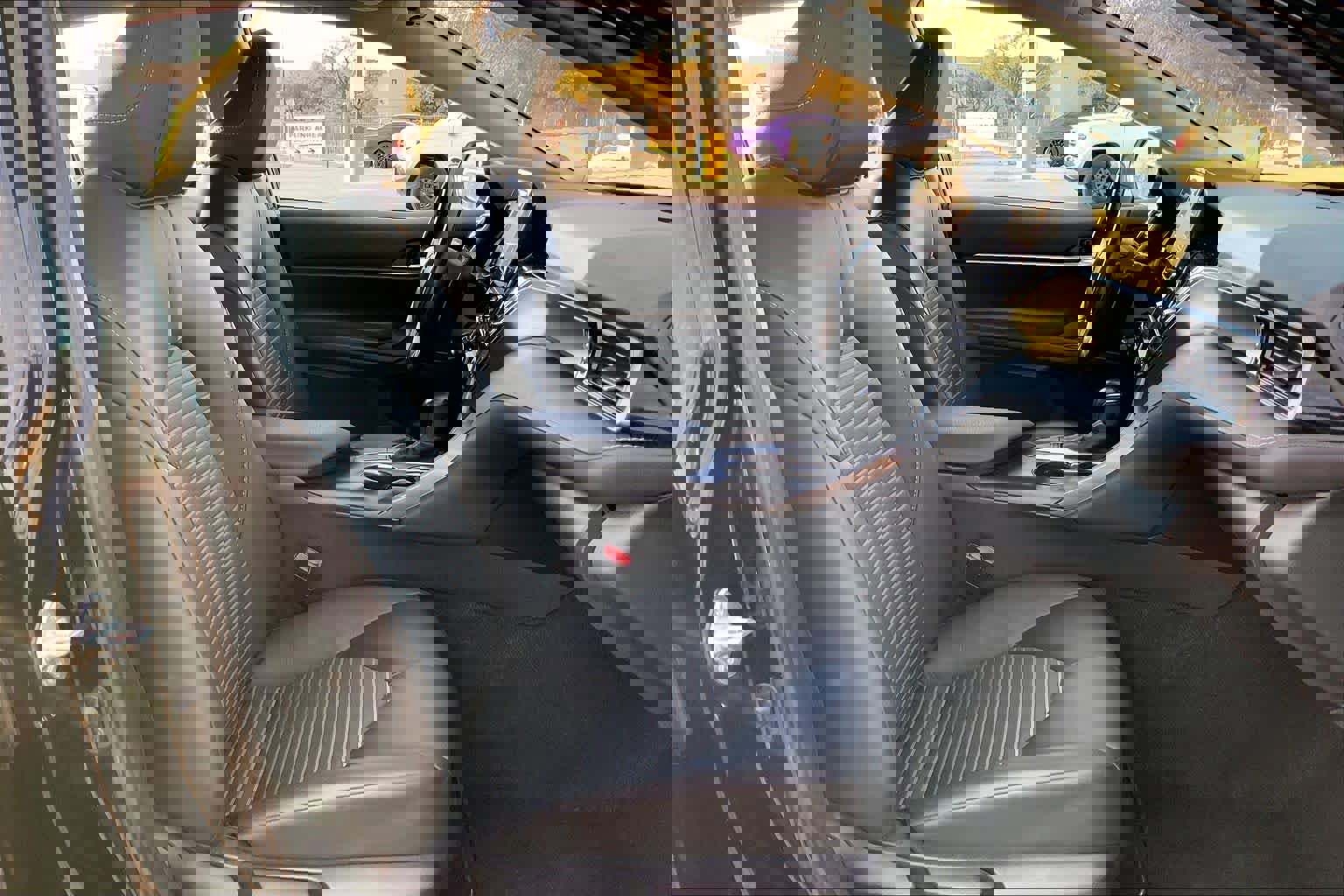 Used 2024 Toyota Camry SE image 8