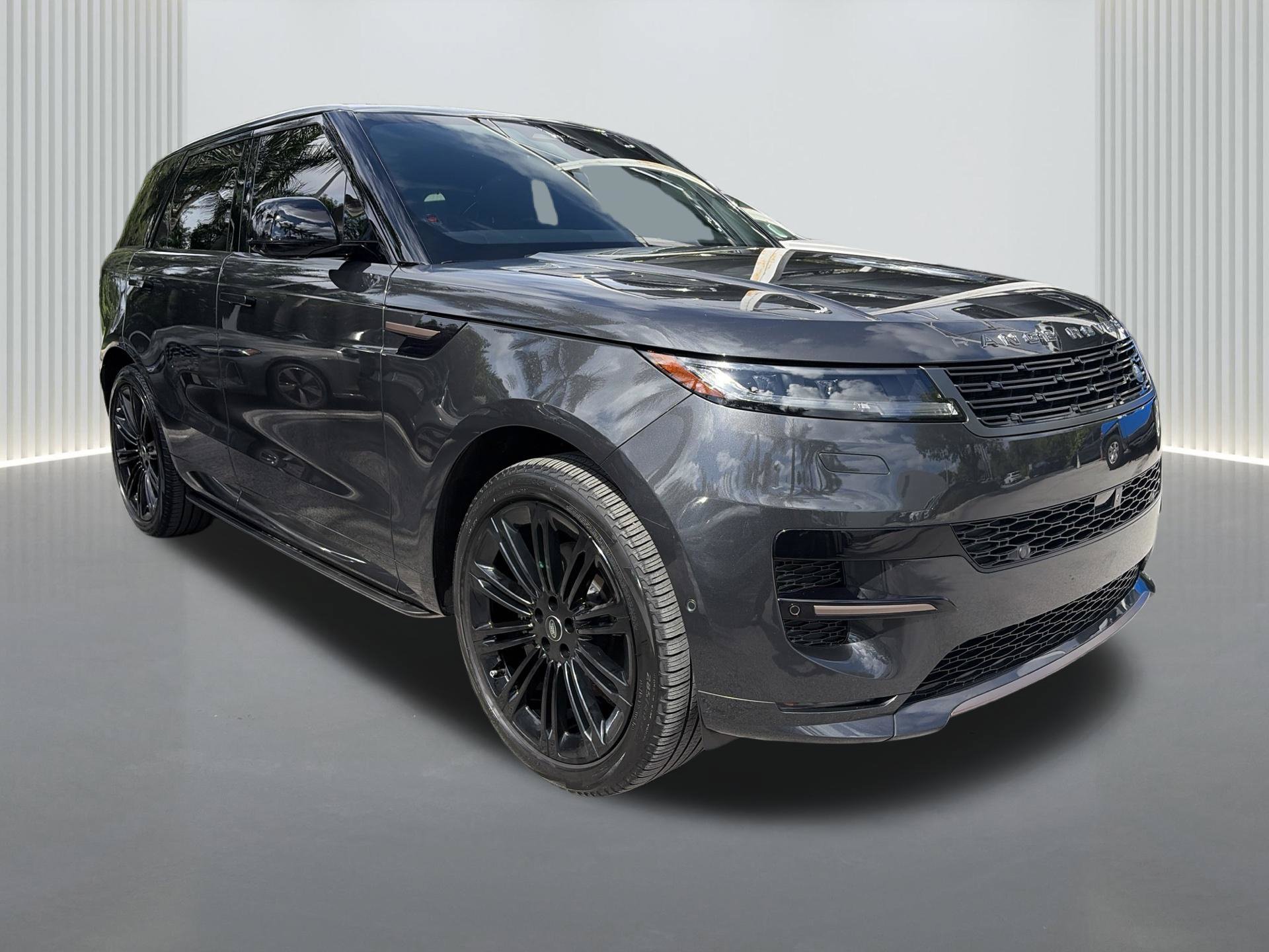 Used 2024 Land Rover Range Rover Sport Dynamic SE AWD/4WD image 8