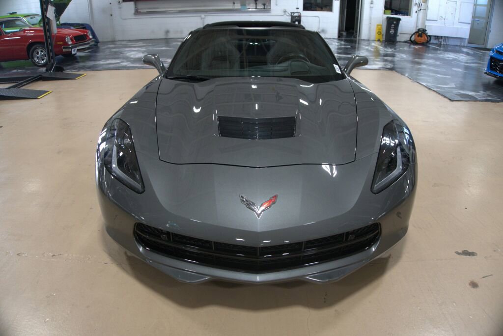 Used 2016 Chevrolet Corvette Stingray Coupe w/ 2LT Preferred Equipment Group image 8