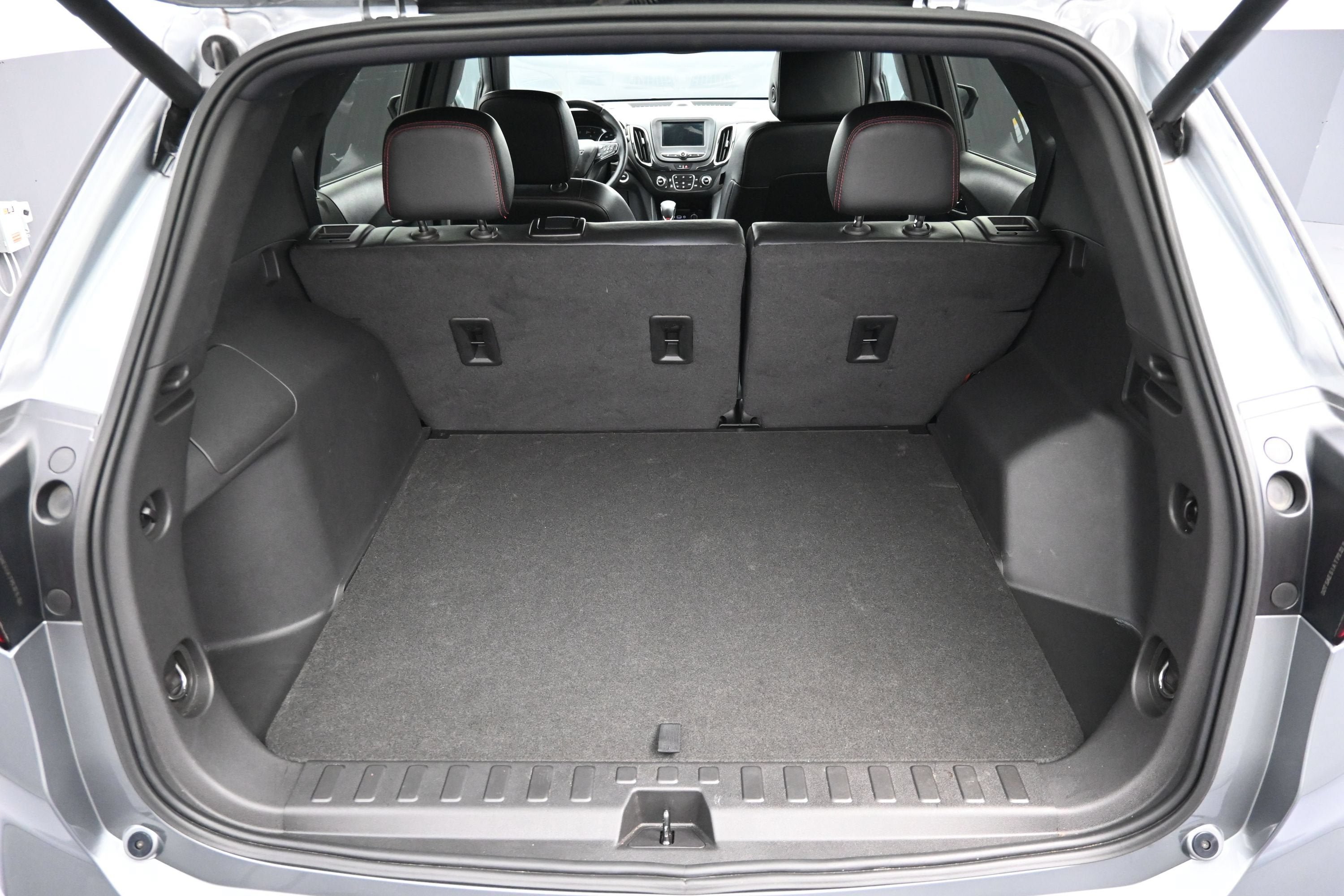 Certified 2023 Chevrolet Equinox RS FWD image 28