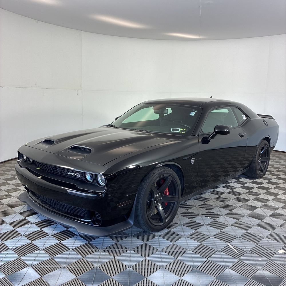 Used 2020 Dodge Challenger SRT Hellcat RWD image 2