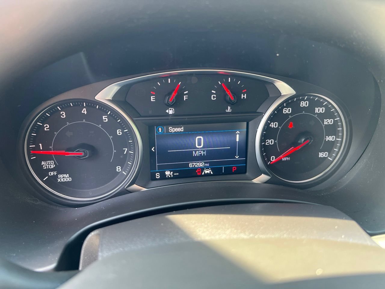 Used 2024 GMC Terrain SLE w/ Driver Convenience Package FWD image 13