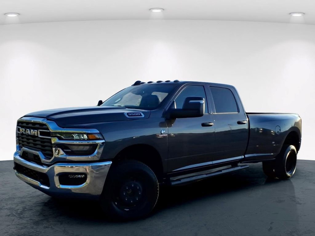 New 2026 RAM 3500 Tradesman AWD/4WD image 2
