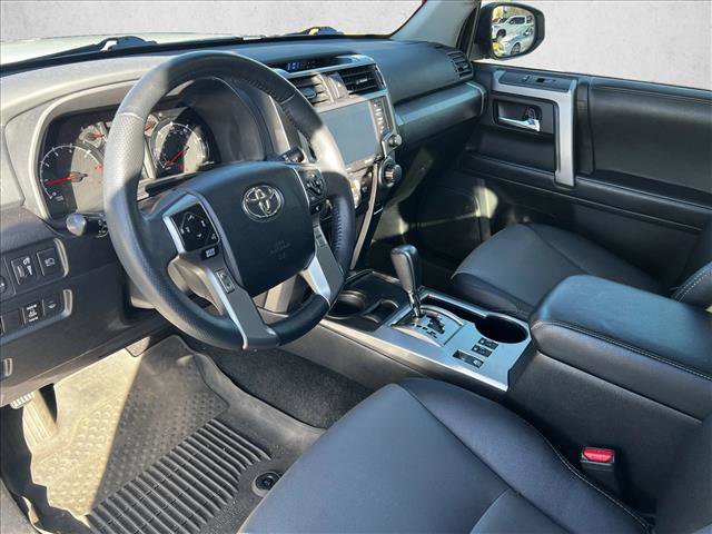 Used 2022 Toyota 4Runner SR5 Premium image 9