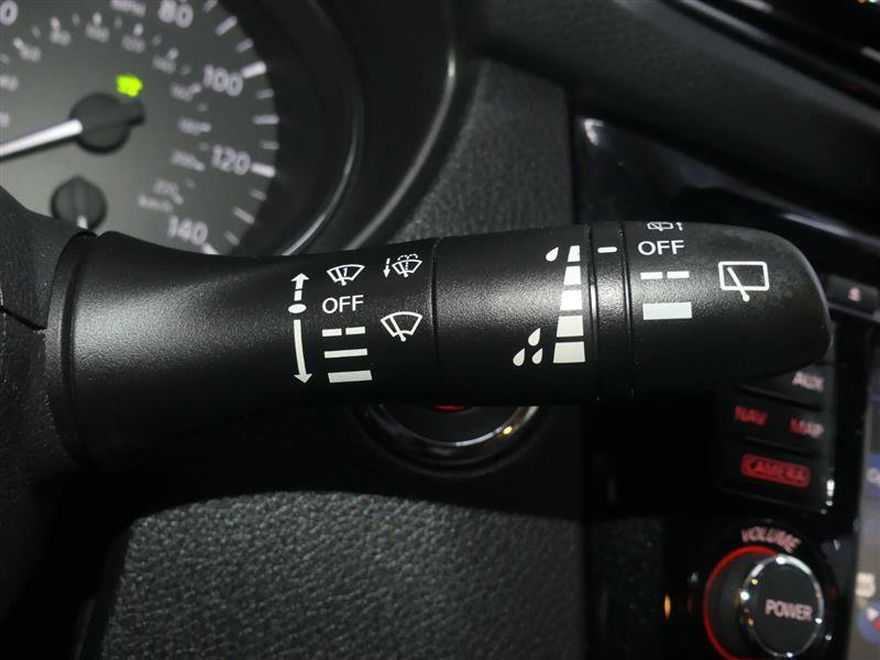 Used 2017 Nissan Rogue SL w/ SL HEV Premium Package image 36