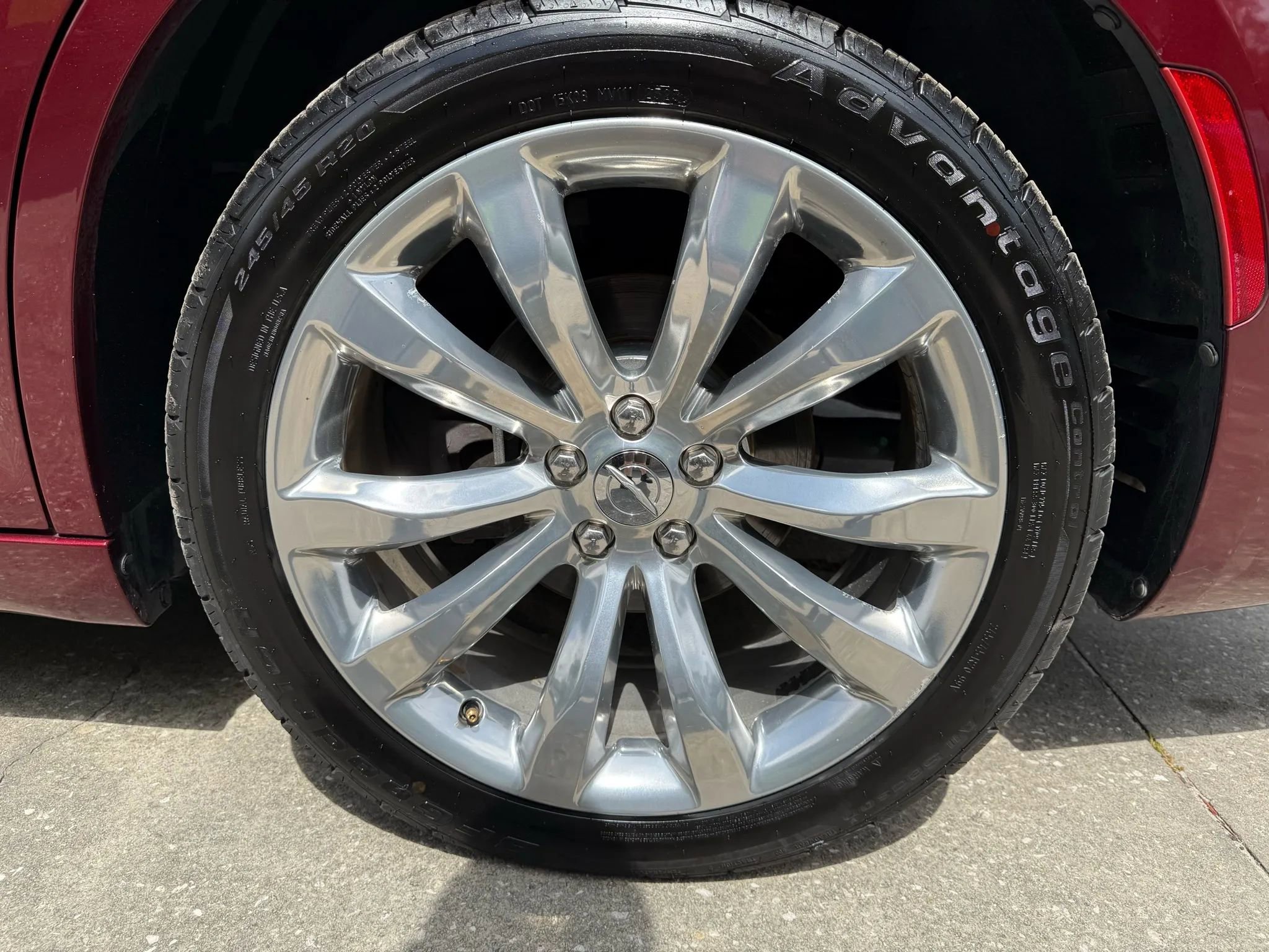 Used 2017 Chrysler 300 Limited image 11