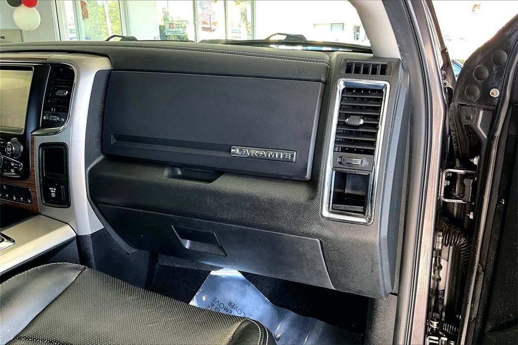 Used 2015 RAM 1500 Laramie w/ Convenience Group image 27
