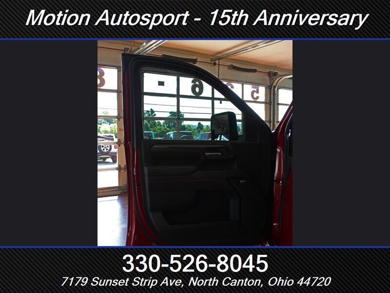 Used 2025 GMC Sierra 2500 AT4 w/ AT4 Premium Plus Package AWD/4WD image 12