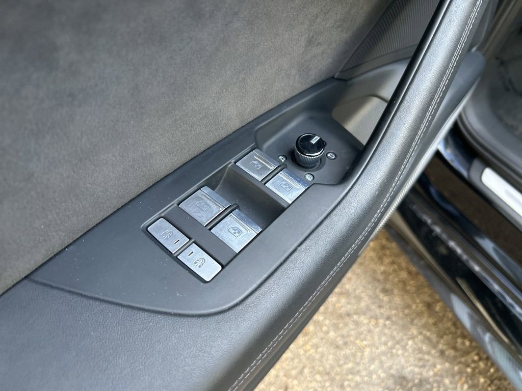Used 2022 Audi RS 6 w/ Carbon Optic Package AWD/4WD image 49