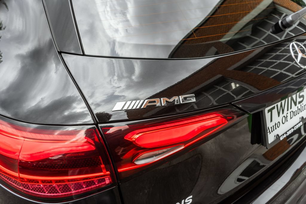Used 2025 Mercedes-Benz GLC 43 AMG 4MATIC image 40