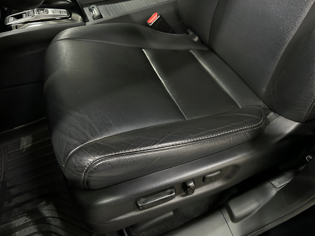 Certified 2022 Honda Pilot Touring image 14
