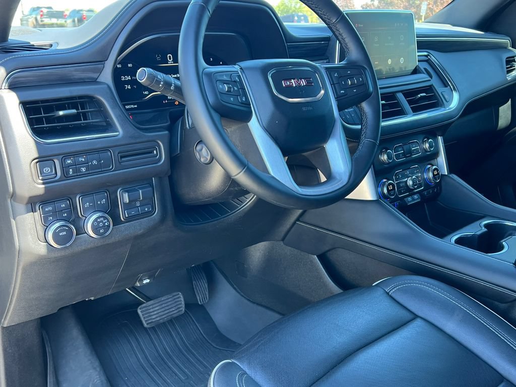 Used 2024 GMC Yukon XL SLT w/ SLT Luxury Package AWD/4WD image 20