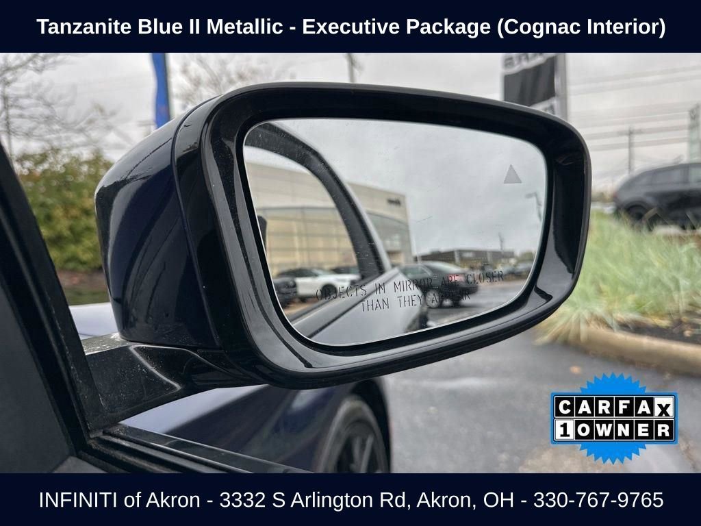 Used 2023 BMW M550i xDrive w/ Executive Package image 28