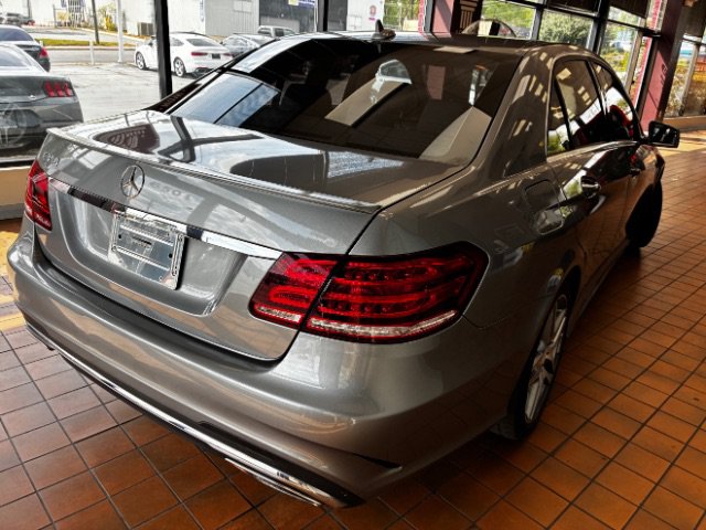 Used 2014 Mercedes-Benz E 350 Sedan w/ Premium 1 Package image 10