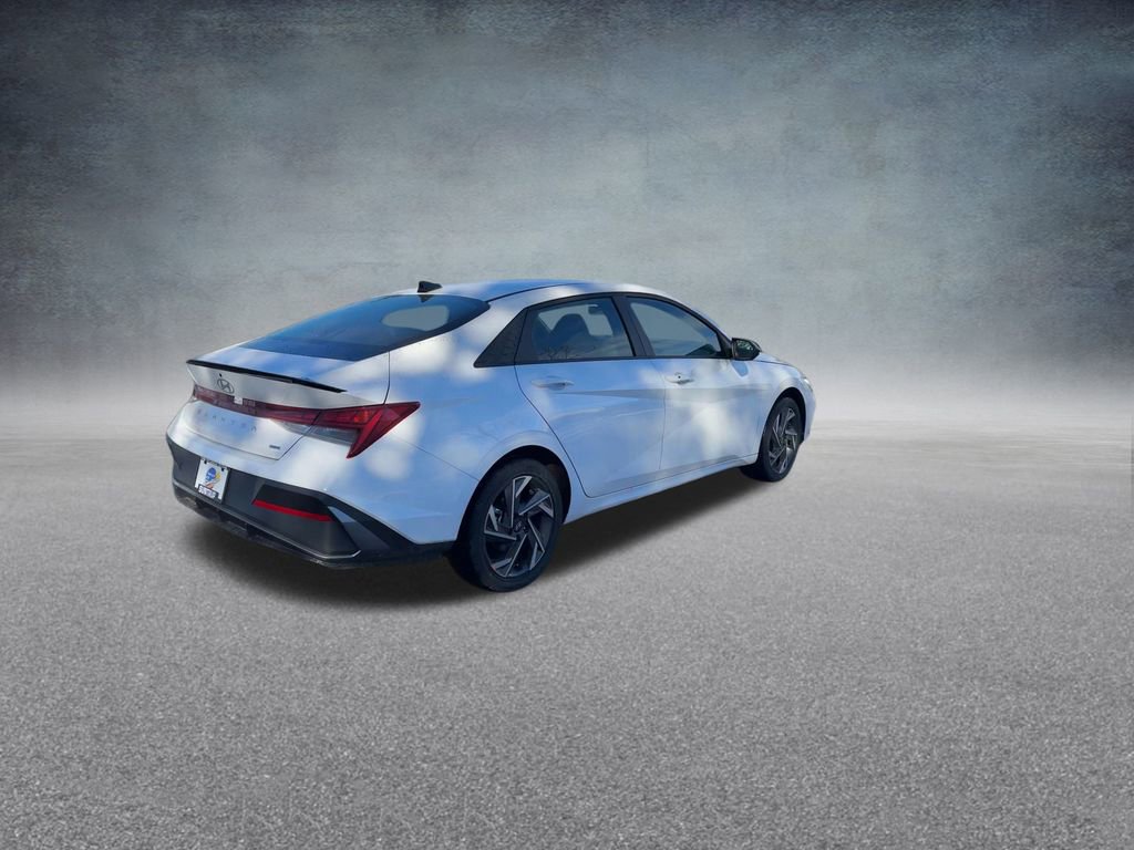 New 2025 Hyundai Elantra SEL image 22