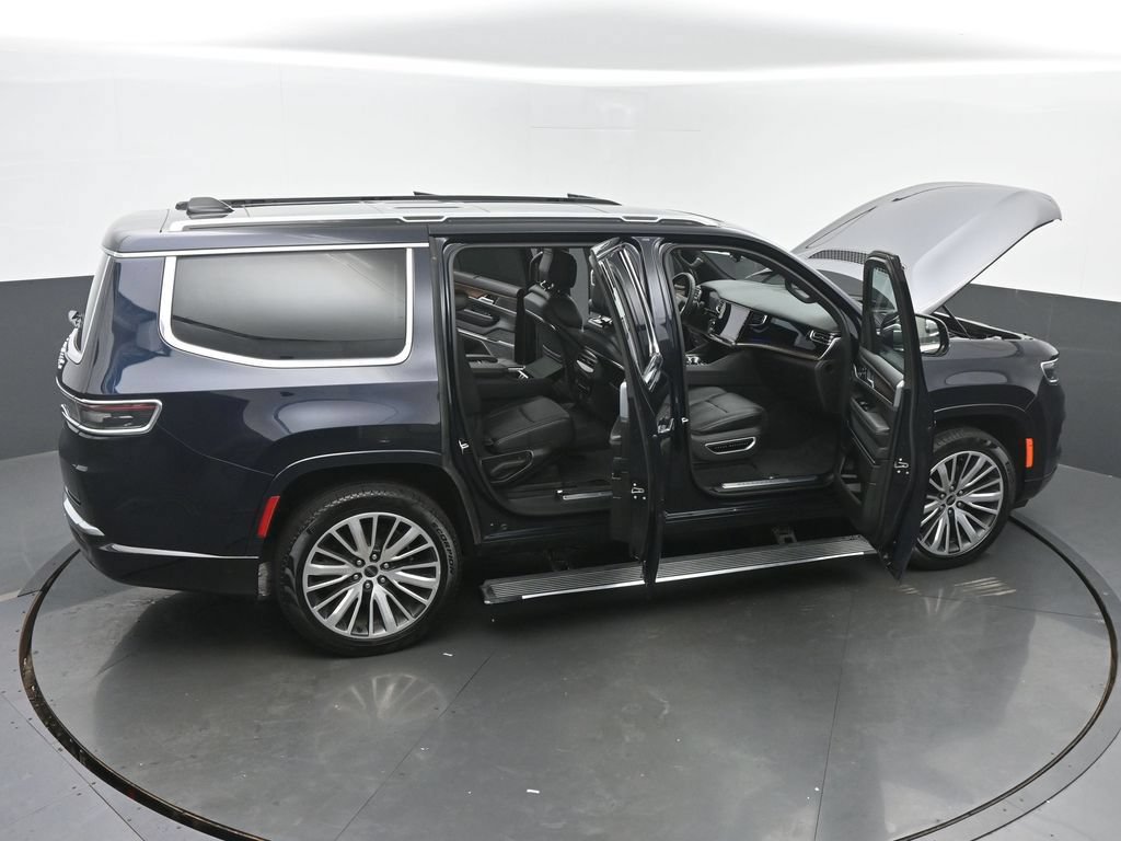 Used 2025 Jeep Grand Wagoneer 4WD image 68