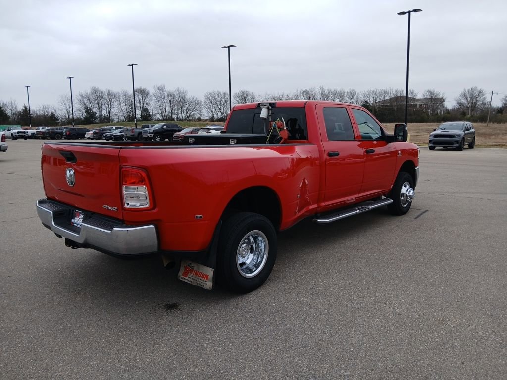 Used 2024 RAM 3500 Tradesman w/ Chrome Appearance Group image 7