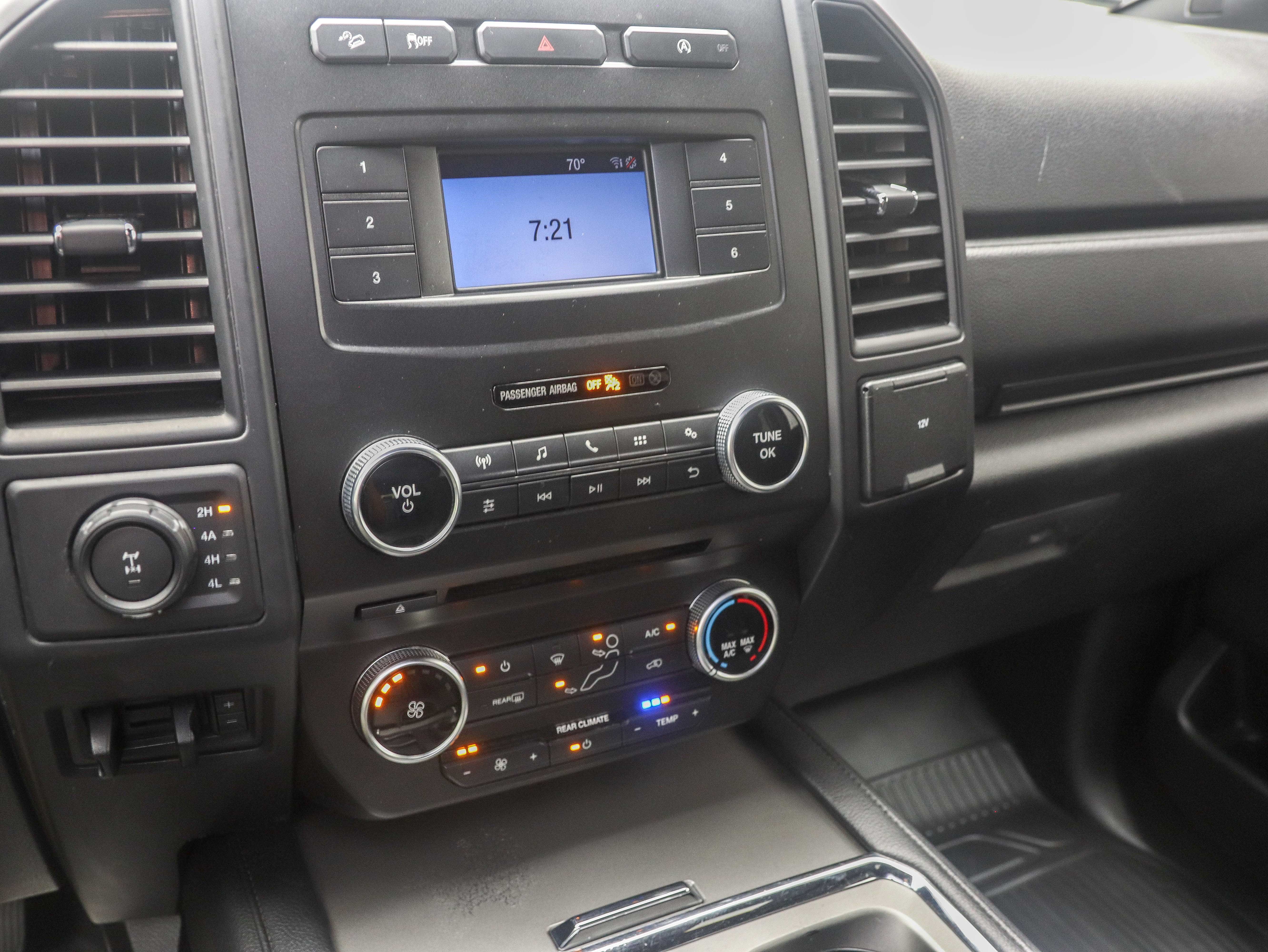 Used 2018 Ford Expedition Max XL AWD/4WD image 24