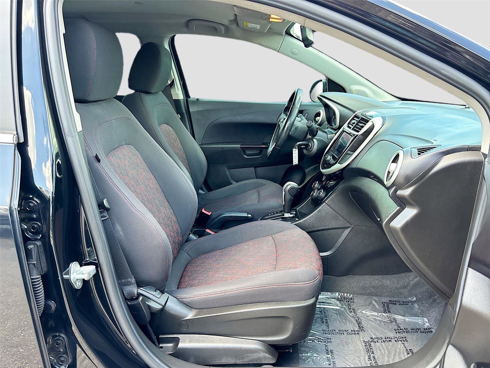 Used 2020 Chevrolet Sonic LT FWD image 25