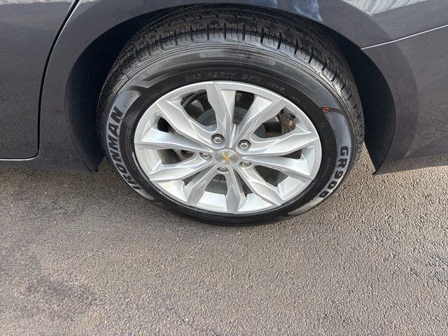 Used 2023 Chevrolet Malibu LT image 45