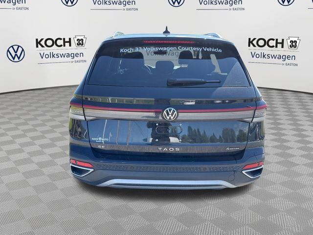 Used 2025 Volkswagen Taos SE AWD/4WD image 7