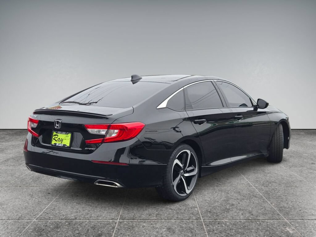 Used 2018 Honda Accord Sport image 14
