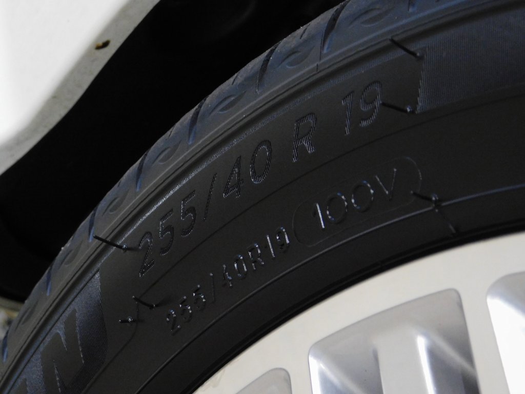 Used 2012 Mercedes-Benz S 550 4MATIC image 99