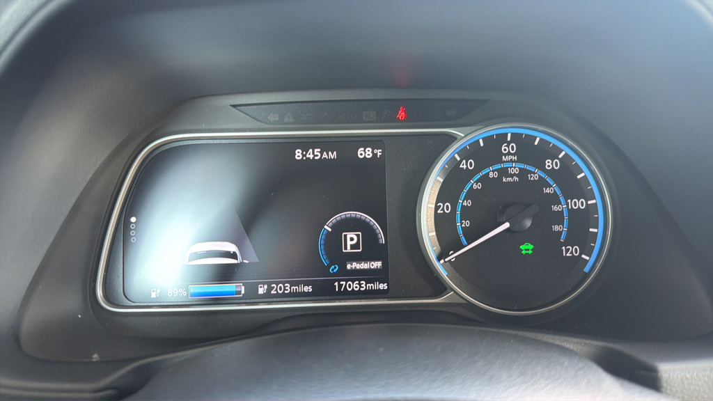Certified 2025 Nissan Leaf SV Plus FWD image 10