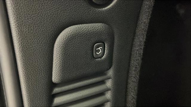Used 2022 Dodge Durango R/T w/ Tow 'N Go Package image 30